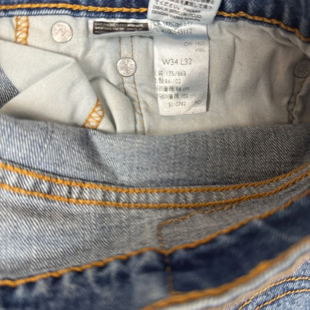 Levi's 505 Regular Fit Jeans Mens 34x32 Blue Medium Wash Straight Leg Denim